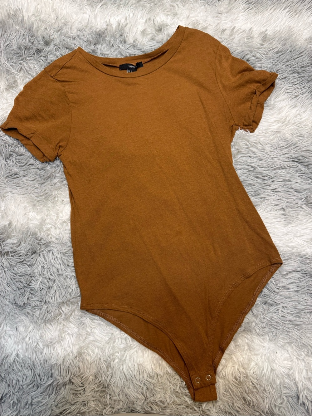 Forever 21 Women's Rust/Tan Short Sleeve Scoop Neck Bodysuit